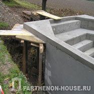 Строительство бетонного бассейна. Площадки бассейна.